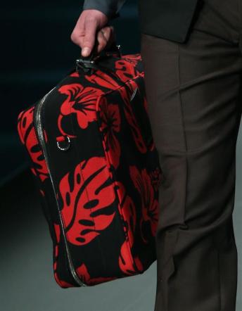 L'eleganza maschile per la primavera 2014  -  Milano Moda Uomo: tra neoromanticismo e voglia di libertà - FOTO C_2_fotogallery_1022187__ImageGallery__imageGalleryItem_8_image