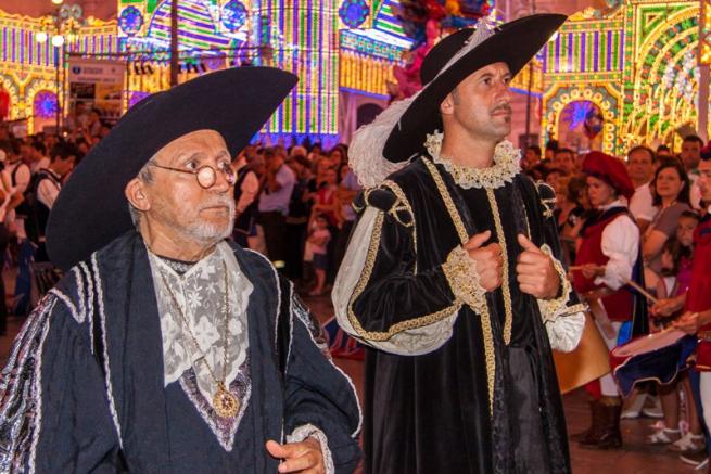   FOTO  -  Puglia: a Fasano si cacciano i Saraceni Fine settimana con la festa barocca della Scamiciata C_2_fotogallery_1021722__ImageGallery__imageGalleryItem_3_image